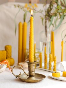 color candlestick